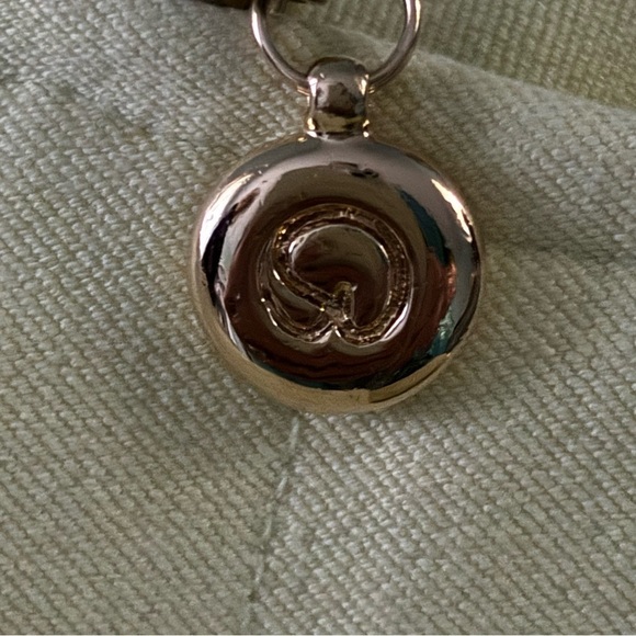 ST. JOHN PANTS SUIT YELLOW SIZE LARGE EXCELLENT CONDITION - Picture 10 of 15